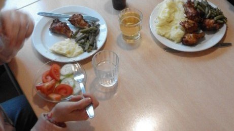 A table !