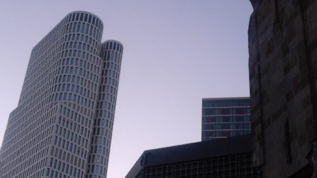 Kurfürstendamm (Kudam) et l'église du souvenir