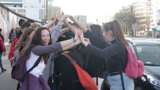 Queuleuleu sur la East side gallery !