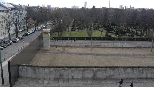 Le mur sur la BernauerStrasse